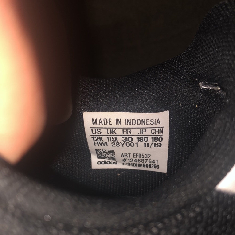 12K Adidas - Picture 4 of 4